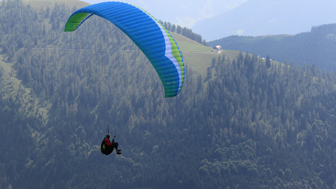 Gin AtlasGin Atlas 2 PARAGLIDING.EU the best paragliding site Gin Atlas